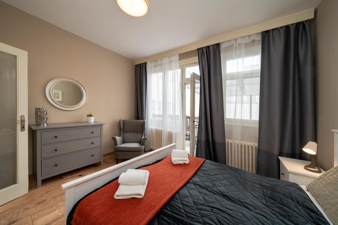New Town - Apple Apartments Prague Exterior photo