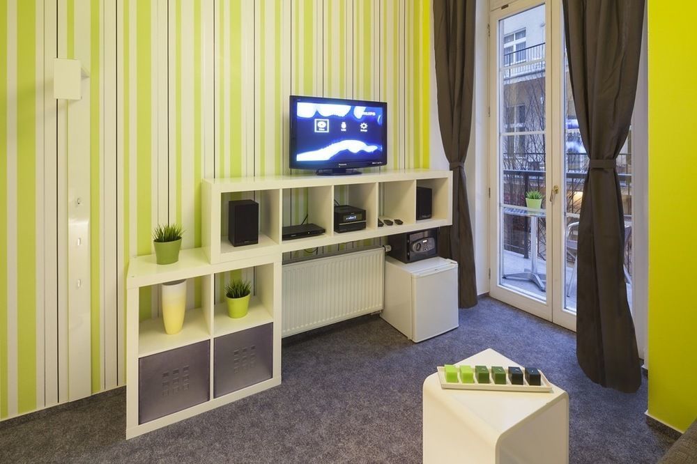 New Town - Apple Apartments Prague Exterior photo